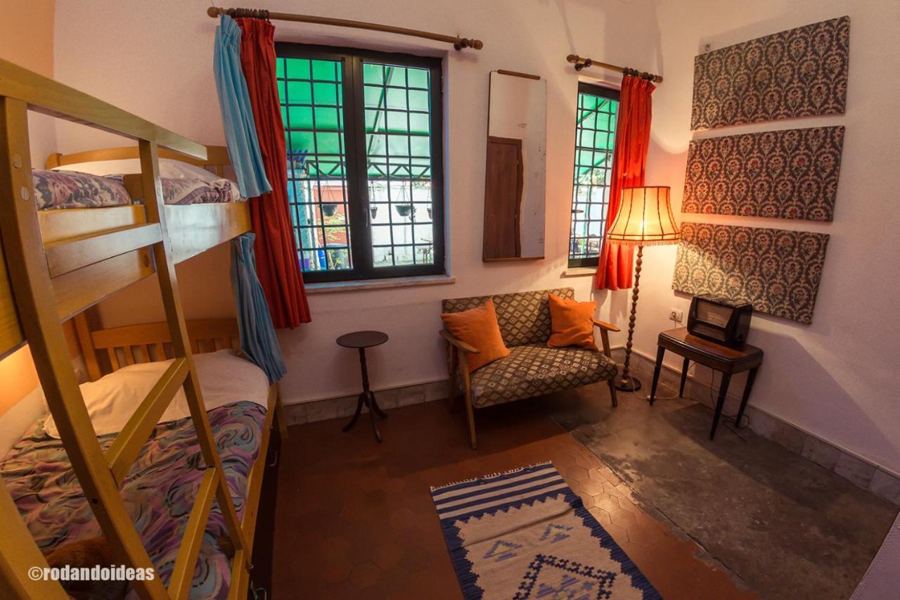 Trip'n'hostel * Tirana
